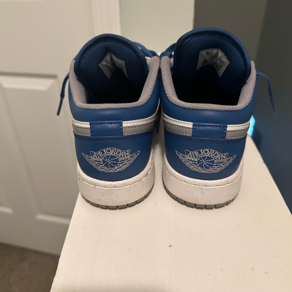 Blue and White Air Jordan Sneakers - Picture 3 of 4